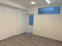 Kiadó iroda, III. kerületben 800 E Ft / hó, 3 szobás