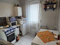 Eladó panellakás, Pécsett 42.9 M Ft, 2 szobás