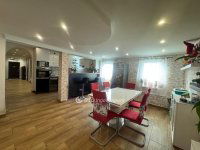 Eladó téglalakás, Érden 89 M Ft, 4+1 szobás