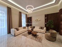 Eladó téglalakás, V. kerületben 344 M Ft, 4 szobás