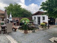 Eladó családi ház, Vecsésen 149.9 M Ft, 5 szobás