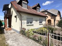 Eladó családi ház, Győrött 109.99 M Ft, 4 szobás