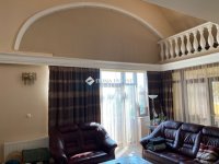 Eladó családi ház, Pécsett 385 M Ft, 6 szobás