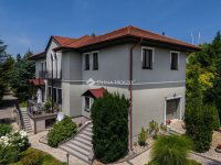 Eladó családi ház, Székesfehérvárott 320 M Ft, 5 szobás