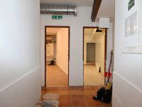 Kiadó üzlethelyiség