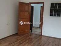 Eladó téglalakás, Székesfehérvárott 57 M Ft, 3 szobás