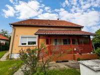 Eladó családi ház, Tökölön 110 M Ft, 2 szobás