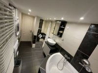 Eladó családi ház, Pécsett 109 M Ft, 6 szobás