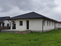 Eladó családi ház, Szigetcsépen 88.9 M Ft, 5 szobás