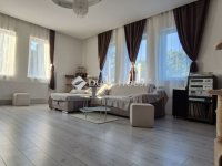 Eladó családi ház, Monoron 164.9 M Ft, 5 szobás