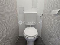 Eladó panellakás, Pécsett 57.9 M Ft, 3 szobás