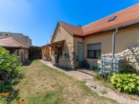 Eladó családi ház, Várpalotán 99.9 M Ft, 3 szobás