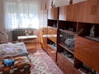 Eladó családi ház, Ajkán 68 M Ft, 4 szobás