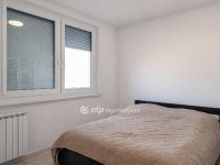 Eladó panellakás, Veszprémben 62.9 M Ft, 3 szobás