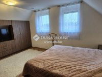 Eladó családi ház, Mohácson 100 M Ft, 5 szobás