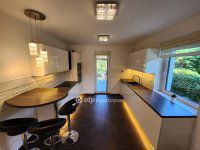 Eladó családi ház, Érden 330 M Ft, 7 szobás