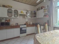 Eladó családi ház, Sopronban 91.9 M Ft, 6 szobás