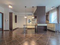 Eladó téglalakás, Sopronban 69.9 M Ft, 3 szobás