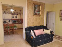 Eladó családi ház, Makón 89.9 M Ft, 6+1 szobás