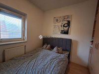 Eladó téglalakás, Pécsett 59.5 M Ft, 3 szobás