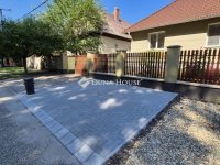 Eladó családi ház, Kecskeméten 135 M Ft, 5 szobás