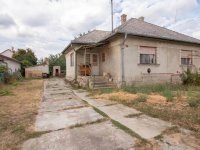 Eladó családi ház, Tárnokon 75 M Ft, 3 szobás