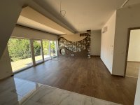 Eladó családi ház, Balatonakarattyán 142 M Ft, 5 szobás