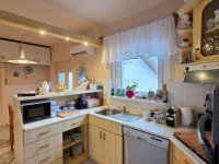 Eladó családi ház, Szombathelyen 96 M Ft, 6 szobás