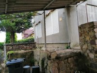 Eladó családi ház, Pécsett 30 M Ft, 1+3 szobás