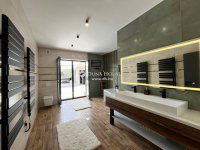 Eladó családi ház, Diósdon 690 M Ft, 6 szobás