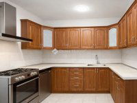 Eladó ikerház, III. kerületben 349 M Ft, 5 szobás