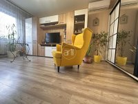 Eladó panellakás, Szegeden, Gáspár Zoltán utcában 51.9 M Ft