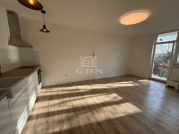 Kiadó téglalakás, albérlet, Tatán 240 E Ft / hó, 3 szobás