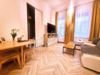 Eladó téglalakás, VII. kerületben, István utcában 72.89 M Ft