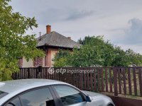 Eladó családi ház, Kisújszálláson 16.5 M Ft, 2 szobás