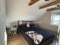 Eladó családi ház, Pécsett 122 M Ft, 3 szobás