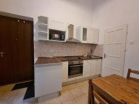 Kiadó téglalakás, albérlet