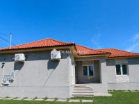 Eladó családi ház, Szolnokon 65 M Ft, 3 szobás