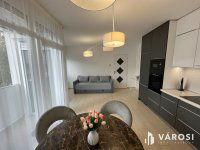 Kiadó téglalakás, albérlet, Debrecenben 550 E Ft / hó, 4 szobás