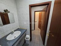 Eladó ipari ingatlan