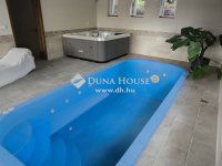Eladó családi ház, Piliscsabán 339.9 M Ft, 6 szobás