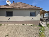 Eladó családi ház, Ercsiben 64.9 M Ft, 2+1 szobás