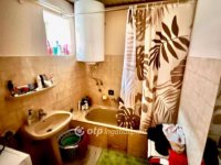 Eladó családi ház, Szűrön 12 M Ft, 3 szobás