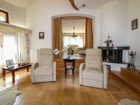 Eladó családi ház, III. kerületben 249 M Ft, 6 szobás