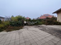 Eladó családi ház, XVII. kerületben 250 M Ft, 7 szobás