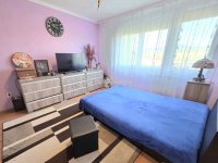 Eladó panellakás, Vácon 58 M Ft, 2 szobás / költözzbe.hu