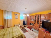 Eladó családi ház, Szolnokon 29.99 M Ft, 2 szobás