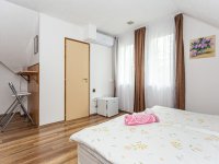 Eladó hotel, Abaligeten 139 M Ft, 8 szobás / költözzbe.hu