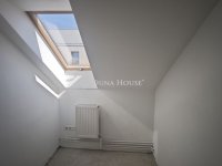 Eladó családi ház, Szentendrén 148 M Ft, 6 szobás