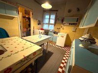 Eladó családi ház, III. kerületben 159 M Ft, 5 szobás